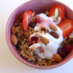 Crunchy Yogurt Granola Bowls: A Nutritious Breakfast Boost