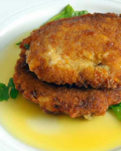 Crispy Pan-Fried Chicken Cutlets: A Flavorful Homemade Guide