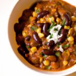 Hearty Freezer-Friendly Vegetarian Chili: Make & Freeze with Ease