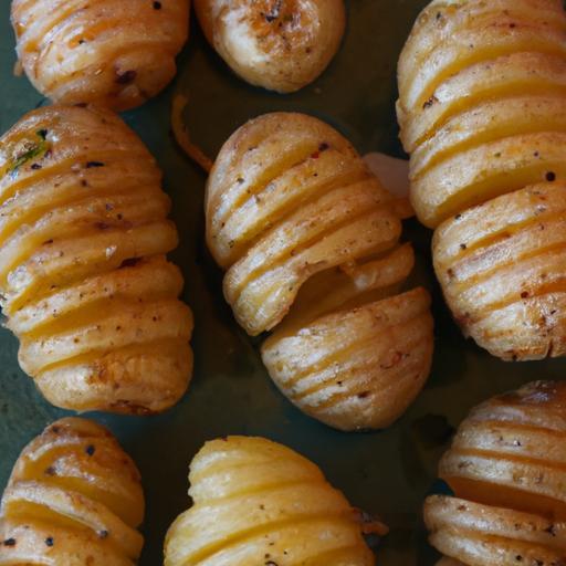 Crisp & Flavorful: Garlic Herb Hasselback Potatoes Guide