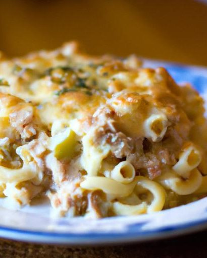 Pantry Staple Tuna Noodle Casserole: Quick Comfort Food